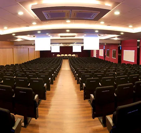 Evenia Olympic Palace Льорет-де-Мар