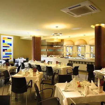 Отель Evenia Olympic Palace