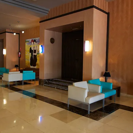 イヴェニア オリンピック パレス 4* リョレート・デ・マル