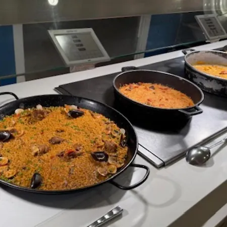 イヴェニア オリンピック パレス 4*