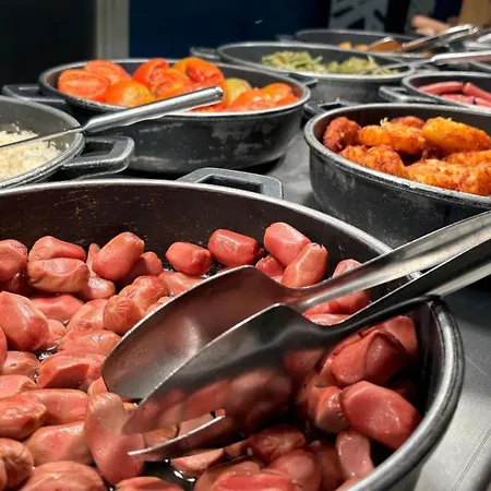 イヴェニア オリンピック パレス リョレート・デ・マル