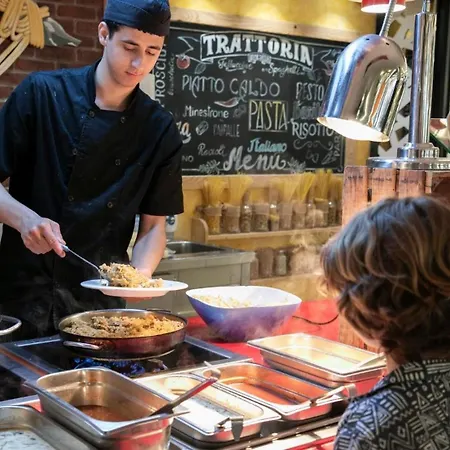 イヴェニア オリンピック パレス 4*