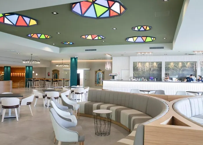 Evenia Olympic Palace Otel 4*