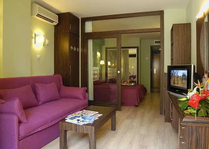 Evenia Olympic Palace Otel Lloret de Mar